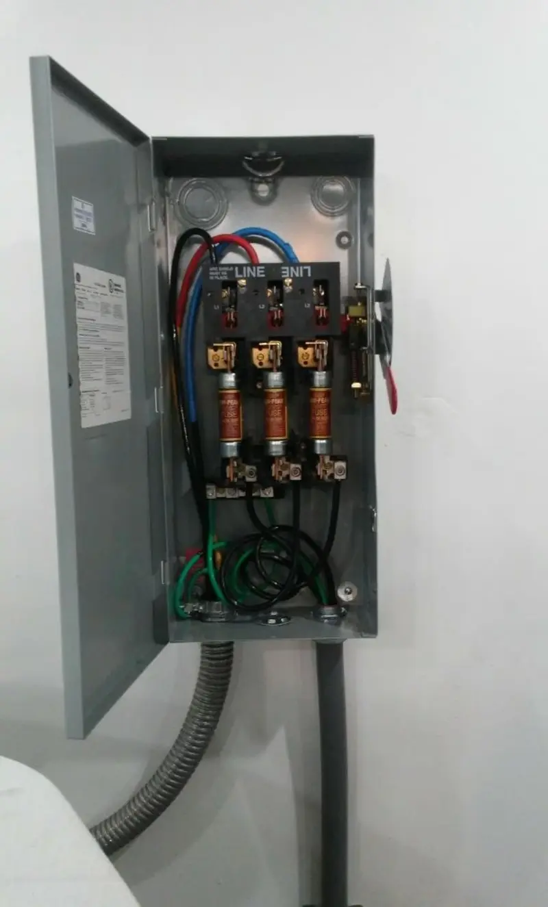Three-phase disconnect switch installed for Smoke Detector Installation in Stanwood
